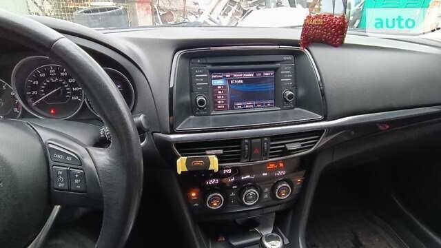 Белый Мазда 6, объемом двигателя 2.5 л и пробегом 193 тыс. км за 12000 $, фото 4 на Automoto.ua