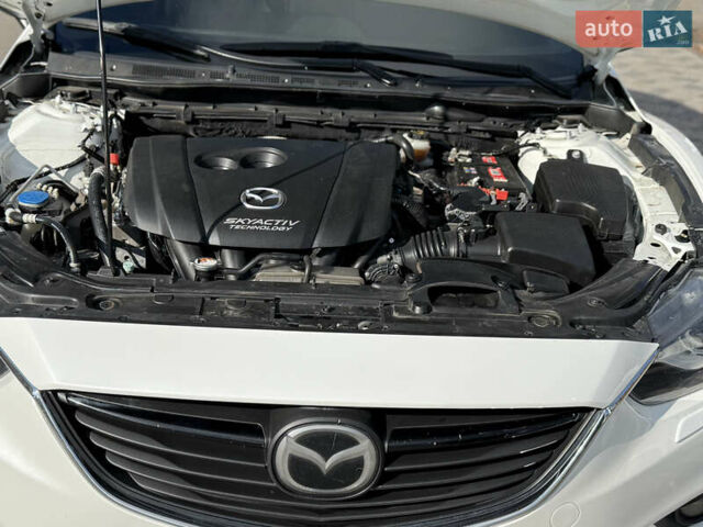 Білий Мазда 6, об'ємом двигуна 2.5 л та пробігом 237 тис. км за 11800 $, фото 18 на Automoto.ua