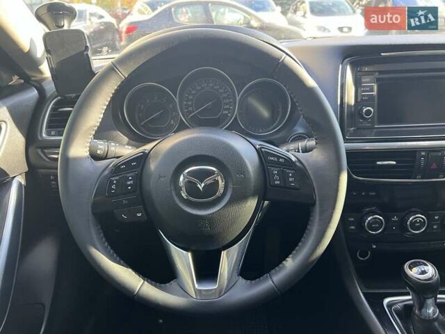Білий Мазда 6, об'ємом двигуна 2 л та пробігом 171 тис. км за 11000 $, фото 28 на Automoto.ua