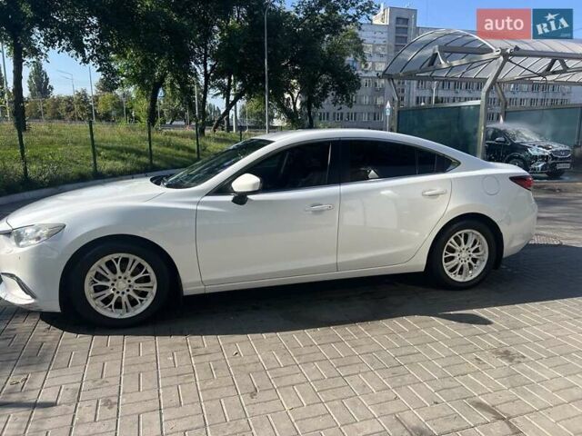Білий Мазда 6, об'ємом двигуна 2 л та пробігом 171 тис. км за 11000 $, фото 11 на Automoto.ua