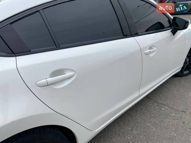 Белый Мазда 6, объемом двигателя 2.5 л и пробегом 199 тыс. км за 11999 $, фото 16 на Automoto.ua