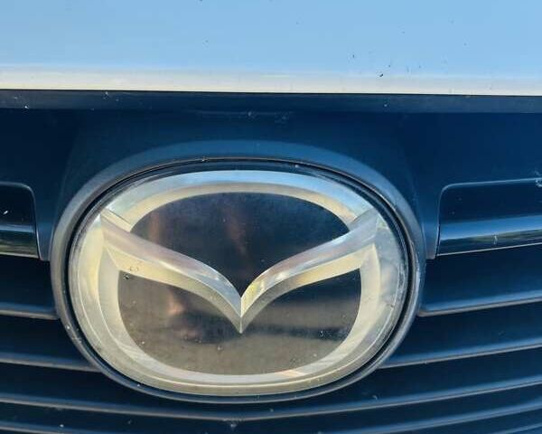 Белый Мазда 6, объемом двигателя 2.5 л и пробегом 230 тыс. км за 11000 $, фото 15 на Automoto.ua