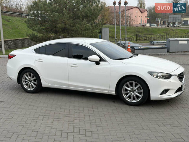 Білий Мазда 6, об'ємом двигуна 2.5 л та пробігом 118 тис. км за 12999 $, фото 8 на Automoto.ua