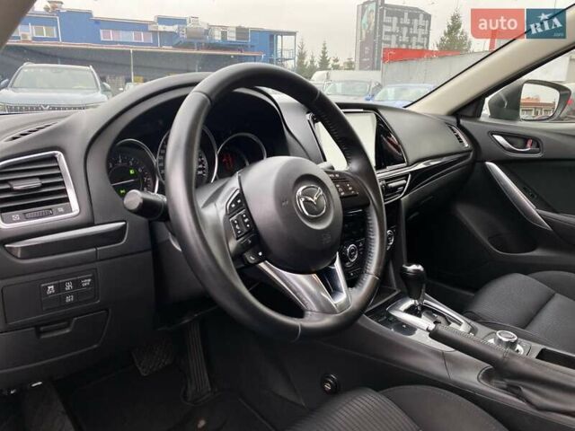 Белый Мазда 6, объемом двигателя 2.49 л и пробегом 143 тыс. км за 11990 $, фото 7 на Automoto.ua