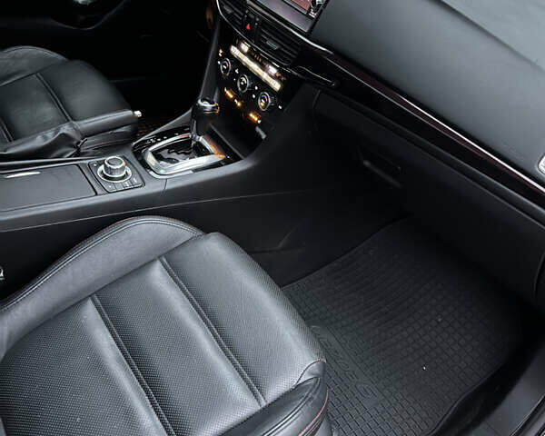 Білий Мазда 6, об'ємом двигуна 2.5 л та пробігом 160 тис. км за 14500 $, фото 16 на Automoto.ua