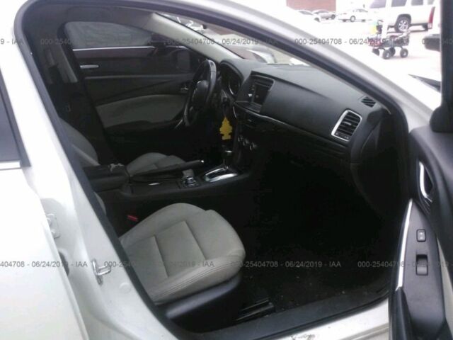 Білий Мазда 6, об'ємом двигуна 2.5 л та пробігом 206 тис. км за 11500 $, фото 12 на Automoto.ua