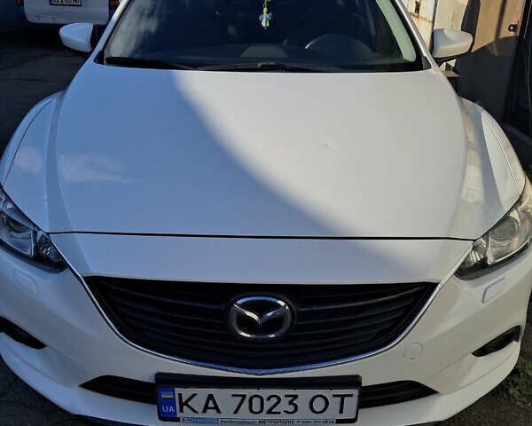 Белый Мазда 6, объемом двигателя 2 л и пробегом 176 тыс. км за 12800 $, фото 4 на Automoto.ua
