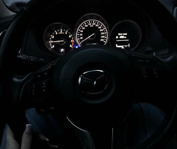 Белый Мазда 6, объемом двигателя 2 л и пробегом 176 тыс. км за 12800 $, фото 25 на Automoto.ua