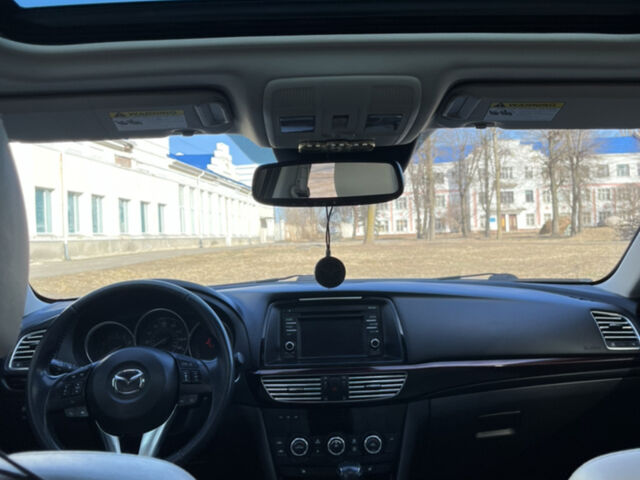 Белый Мазда 6, объемом двигателя 2.49 л и пробегом 250 тыс. км за 12300 $, фото 5 на Automoto.ua