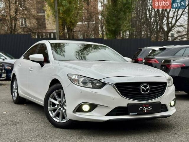 Белый Мазда 6, объемом двигателя 2 л и пробегом 171 тыс. км за 10900 $, фото 5 на Automoto.ua