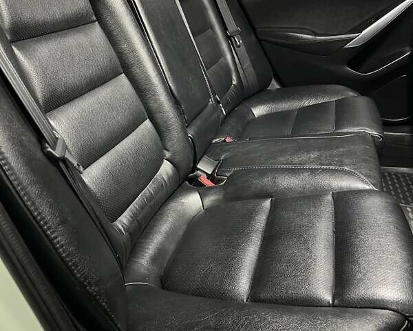 Білий Мазда 6, об'ємом двигуна 2 л та пробігом 171 тис. км за 11000 $, фото 26 на Automoto.ua