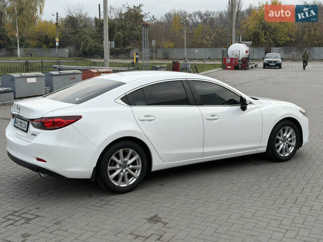 Білий Мазда 6, об'ємом двигуна 2.5 л та пробігом 118 тис. км за 12999 $, фото 7 на Automoto.ua