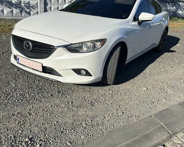 Белый Мазда 6, объемом двигателя 2.5 л и пробегом 230 тыс. км за 11000 $, фото 5 на Automoto.ua