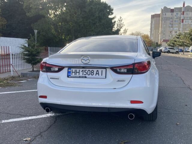 Белый Мазда 6, объемом двигателя 2.5 л и пробегом 200 тыс. км за 12500 $, фото 1 на Automoto.ua