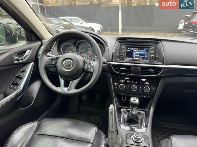 Белый Мазда 6, объемом двигателя 2 л и пробегом 171 тыс. км за 10900 $, фото 24 на Automoto.ua