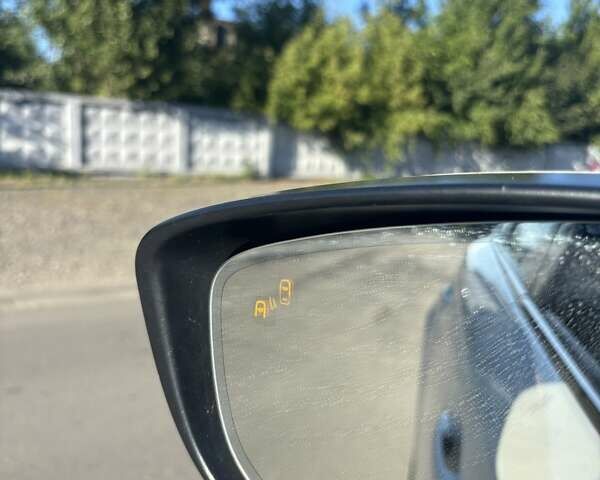 Белый Мазда 6, объемом двигателя 2.5 л и пробегом 230 тыс. км за 11000 $, фото 13 на Automoto.ua