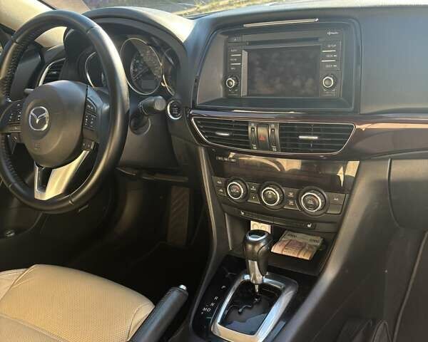 Белый Мазда 6, объемом двигателя 2.5 л и пробегом 230 тыс. км за 11000 $, фото 8 на Automoto.ua