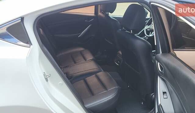 Білий Мазда 6, об'ємом двигуна 2.49 л та пробігом 196 тис. км за 11300 $, фото 5 на Automoto.ua