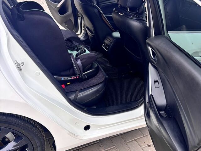 Білий Мазда 6, об'ємом двигуна 2.5 л та пробігом 206 тис. км за 11200 $, фото 8 на Automoto.ua