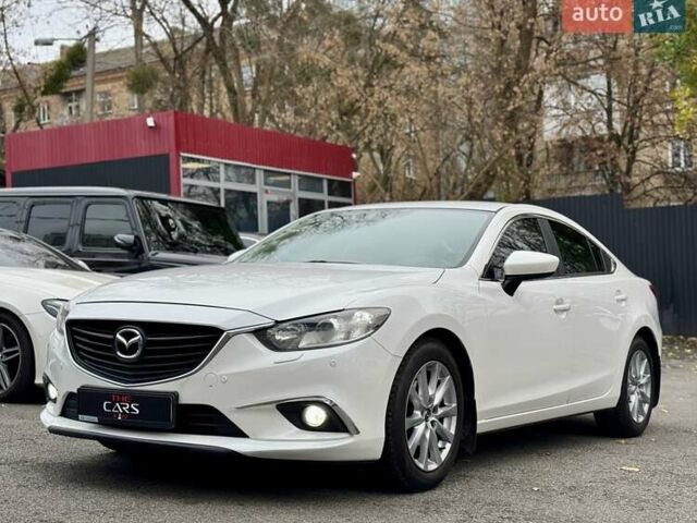 Белый Мазда 6, объемом двигателя 2 л и пробегом 171 тыс. км за 10900 $, фото 8 на Automoto.ua