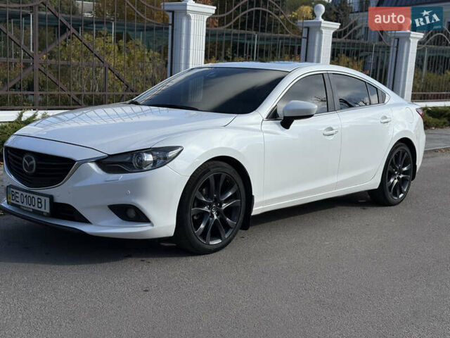 Білий Мазда 6, об'ємом двигуна 2.5 л та пробігом 237 тис. км за 11800 $, фото 4 на Automoto.ua