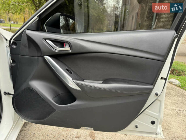 Белый Мазда 6, объемом двигателя 2.49 л и пробегом 120 тыс. км за 11600 $, фото 43 на Automoto.ua