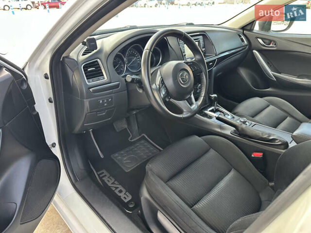 Белый Мазда 6, объемом двигателя 2.49 л и пробегом 203 тыс. км за 13000 $, фото 21 на Automoto.ua
