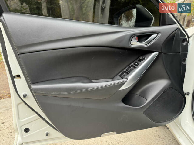 Белый Мазда 6, объемом двигателя 2.49 л и пробегом 120 тыс. км за 11600 $, фото 32 на Automoto.ua