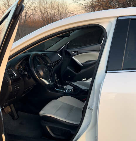 Белый Мазда 6, объемом двигателя 2.5 л и пробегом 190 тыс. км за 12500 $, фото 11 на Automoto.ua