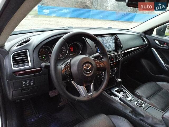 Белый Мазда 6, объемом двигателя 2.49 л и пробегом 166 тыс. км за 12500 $, фото 10 на Automoto.ua