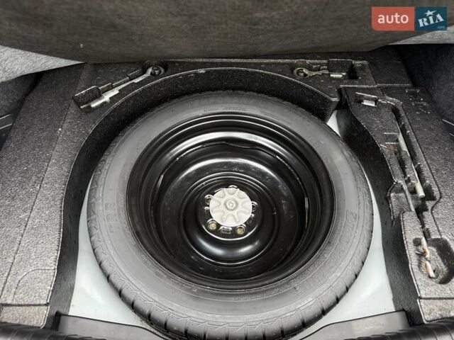 Білий Мазда 6, об'ємом двигуна 2 л та пробігом 145 тис. км за 12900 $, фото 73 на Automoto.ua