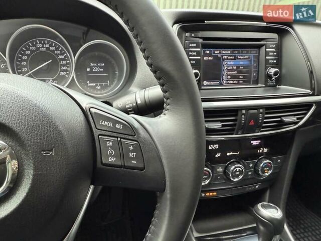 Білий Мазда 6, об'ємом двигуна 2 л та пробігом 145 тис. км за 12900 $, фото 60 на Automoto.ua