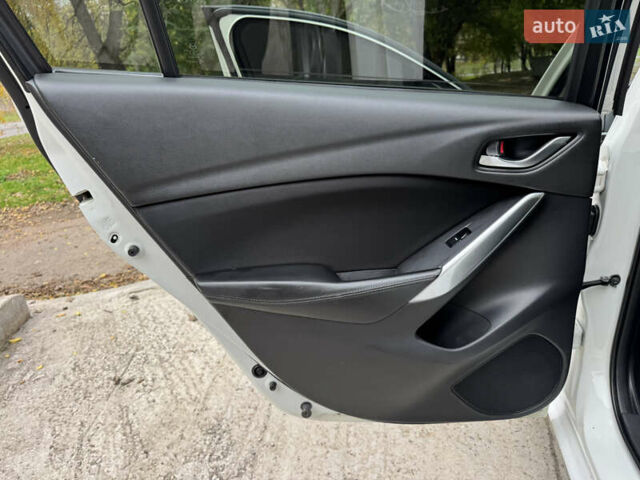 Белый Мазда 6, объемом двигателя 2.49 л и пробегом 120 тыс. км за 11600 $, фото 51 на Automoto.ua