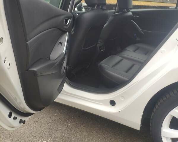 Белый Мазда 6, объемом двигателя 2.49 л и пробегом 213 тыс. км за 12000 $, фото 17 на Automoto.ua