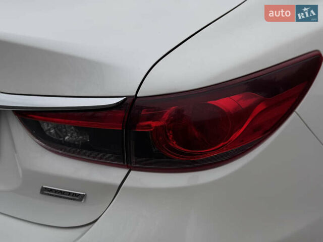 Белый Мазда 6, объемом двигателя 2.5 л и пробегом 152 тыс. км за 10800 $, фото 14 на Automoto.ua