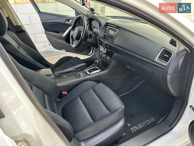 Белый Мазда 6, объемом двигателя 2.49 л и пробегом 203 тыс. км за 13000 $, фото 25 на Automoto.ua