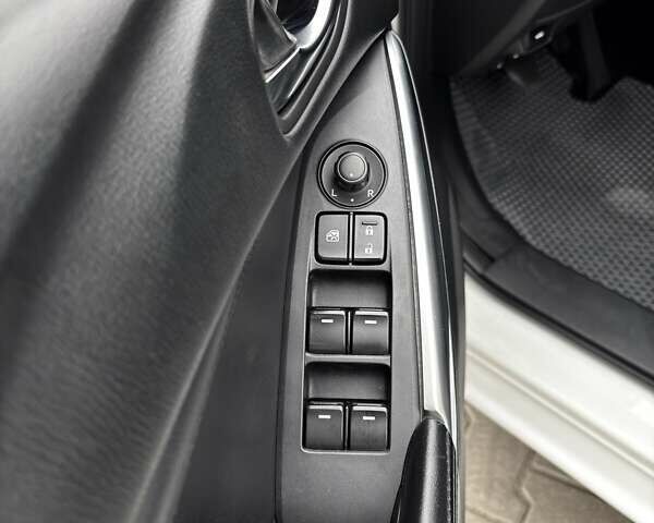 Білий Мазда 6, об'ємом двигуна 2.49 л та пробігом 165 тис. км за 8800 $, фото 13 на Automoto.ua