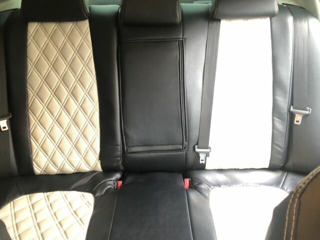 Білий Мазда 6, об'ємом двигуна 2 л та пробігом 135 тис. км за 12895 $, фото 7 на Automoto.ua