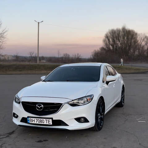 Белый Мазда 6, объемом двигателя 2.5 л и пробегом 190 тыс. км за 12500 $, фото 9 на Automoto.ua
