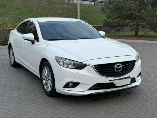 Білий Мазда 6, об'ємом двигуна 2.5 л та пробігом 118 тис. км за 12999 $, фото 10 на Automoto.ua