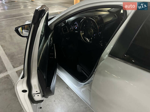 Белый Мазда 6, объемом двигателя 2.49 л и пробегом 203 тыс. км за 13000 $, фото 9 на Automoto.ua