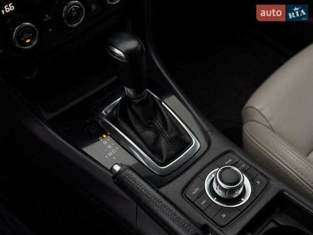 Белый Мазда 6, объемом двигателя 2.5 л и пробегом 152 тыс. км за 10800 $, фото 25 на Automoto.ua