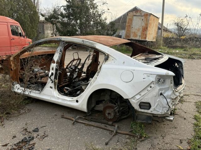 Білий Мазда 6, об'ємом двигуна 2.5 л та пробігом 80 тис. км за 2500 $, фото 1 на Automoto.ua