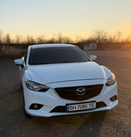Белый Мазда 6, объемом двигателя 2.5 л и пробегом 190 тыс. км за 12500 $, фото 2 на Automoto.ua