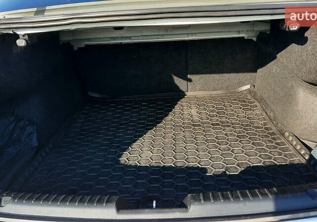 Белый Мазда 6, объемом двигателя 2.49 л и пробегом 143 тыс. км за 10900 $, фото 8 на Automoto.ua