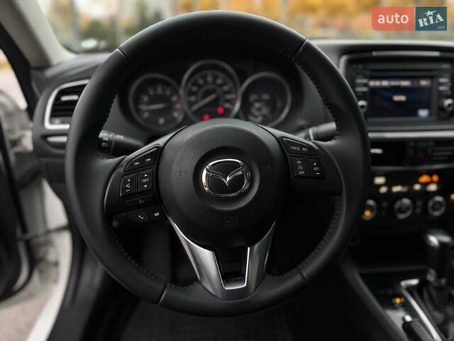 Белый Мазда 6, объемом двигателя 2.5 л и пробегом 152 тыс. км за 10800 $, фото 22 на Automoto.ua