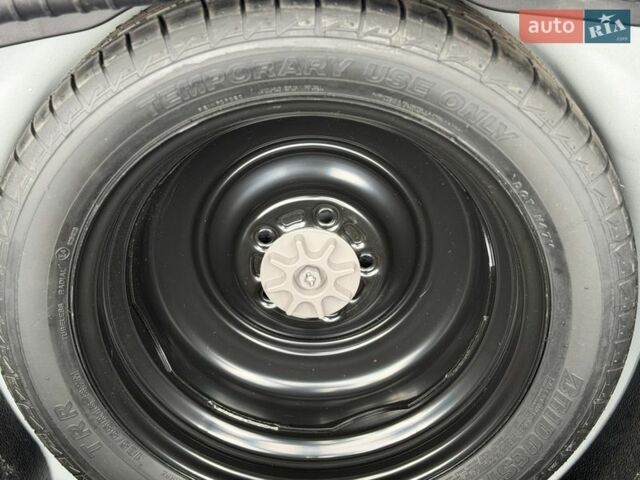 Белый Мазда 6, объемом двигателя 2 л и пробегом 189 тыс. км за 12700 $, фото 17 на Automoto.ua