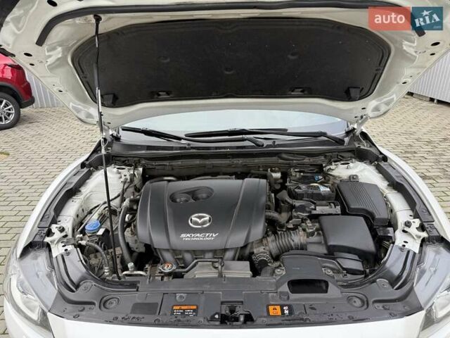 Білий Мазда 6, об'ємом двигуна 2 л та пробігом 145 тис. км за 12900 $, фото 72 на Automoto.ua