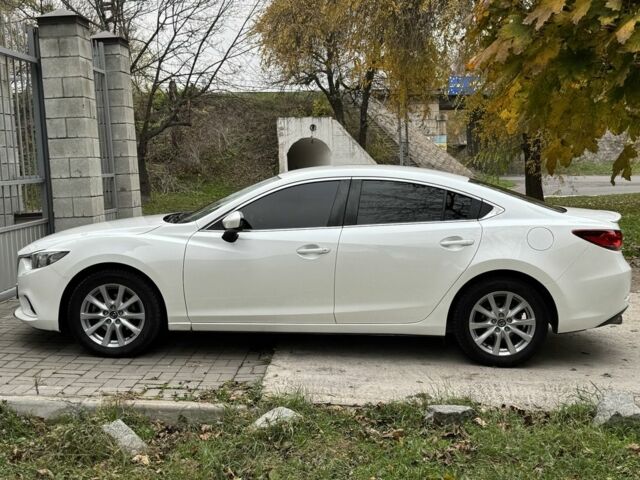 Белый Мазда 6, объемом двигателя 2.5 л и пробегом 120 тыс. км за 11600 $, фото 2 на Automoto.ua