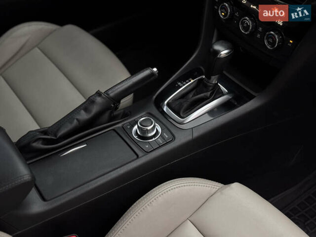 Белый Мазда 6, объемом двигателя 2.5 л и пробегом 152 тыс. км за 10800 $, фото 37 на Automoto.ua